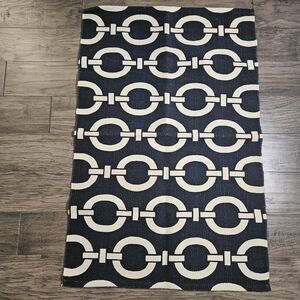 NWT Nautical Chain Link Trellis Cotton Accent Rug in Navy & Cream - 2 x 3